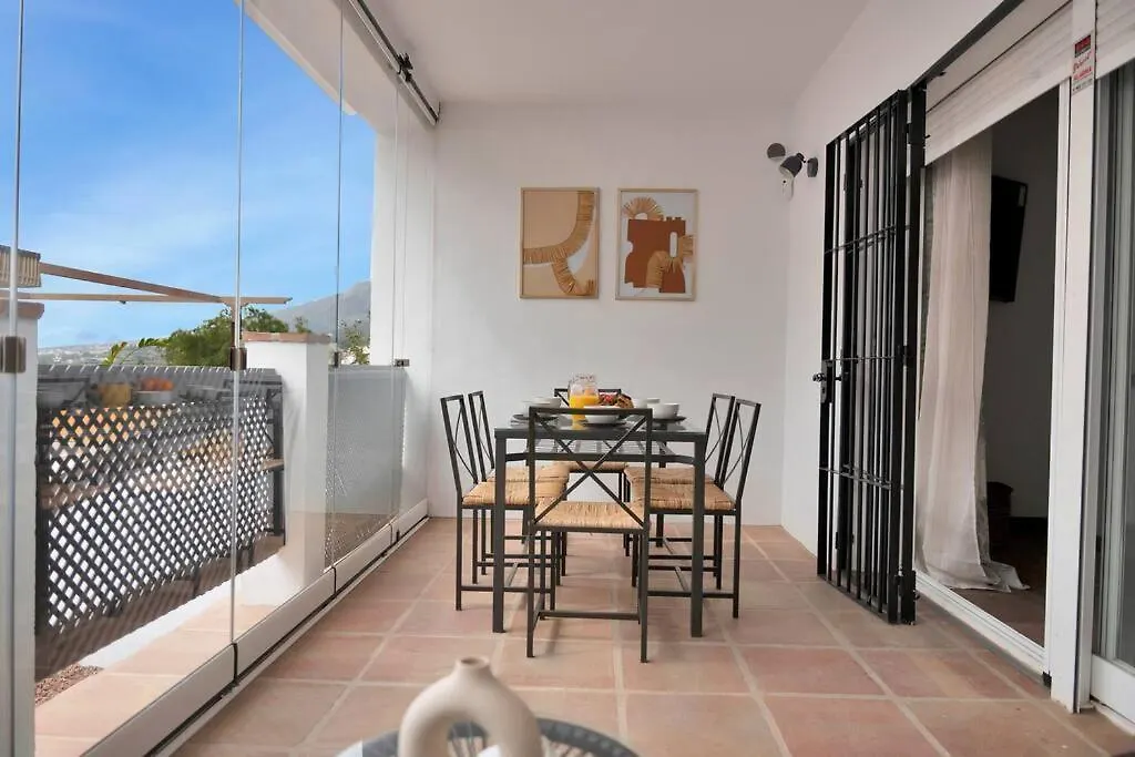 Adosado Con Solarium Y Piscina En Marbella Este - Vistamar 16 Spanje